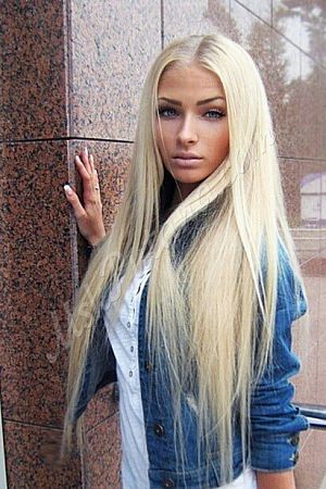 Кристина, метро Полянка
