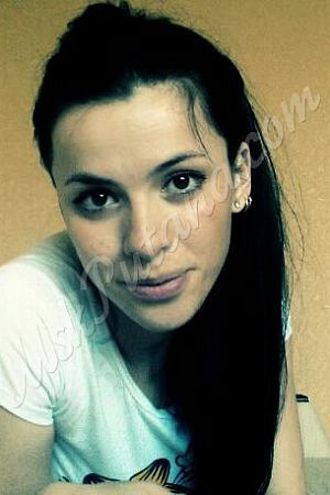 Аделина, метро Улица Академика Янгеля