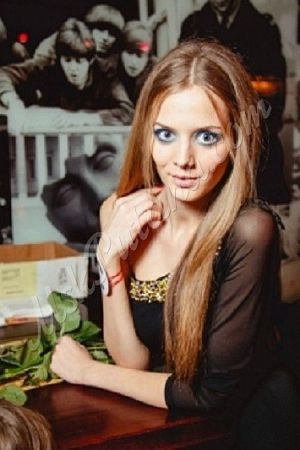 Елена, метро Чкаловская