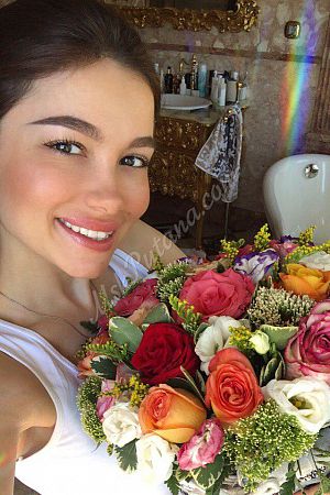лена, метро Домодедовская