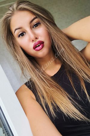 Карина, метро Октябрьская