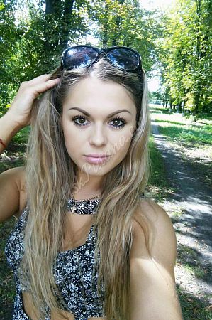 Лиза, метро Марьина роща Лиза, метро Марьина роща