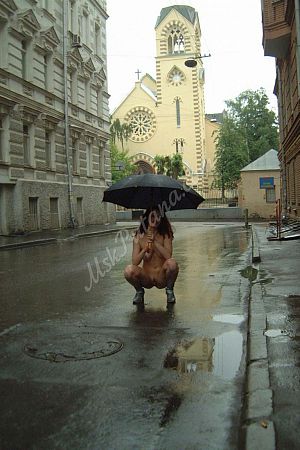 Малена, метро Воробьёвы горы Малена, метро Воробьёвы горы