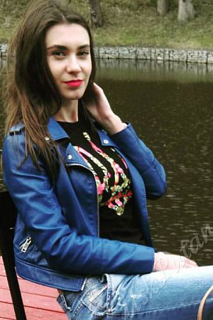 Алла, метро Киевская