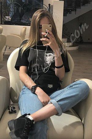 Кристи, метро Кутузовская