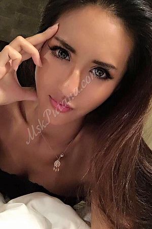 Сима, метро Библиотека имени Ленина