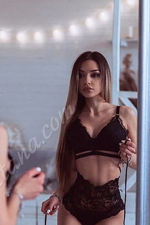 Аня, метро Хорошёво