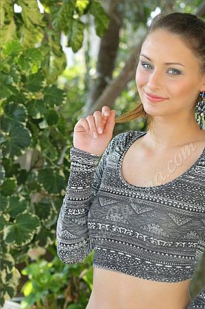 Дина, метро Варшавская Дина, метро Варшавская