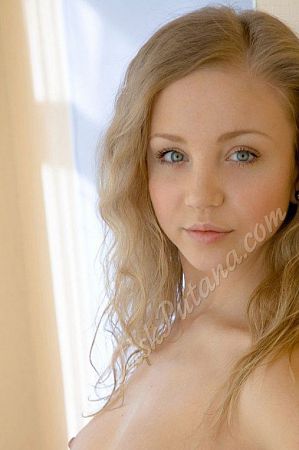 Людмила, метро Варшавская Людмила, метро Варшавская