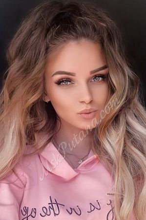 Анна, метро Охотный ряд