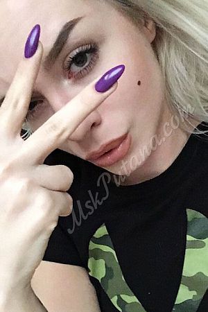 Анна, метро Спортивная