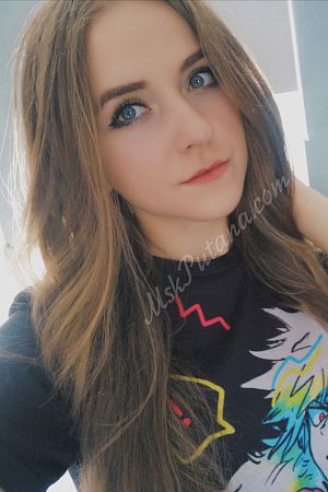 Лена, метро Динамо