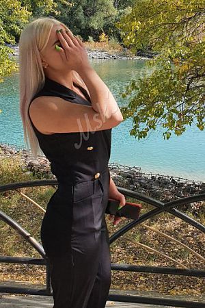 Анжелла, метро Крымская