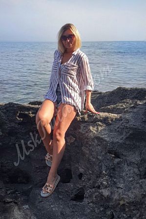 Маргарита, метро Менделеевская