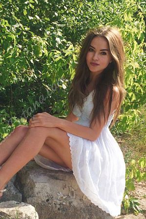 Лена, метро Сходненская