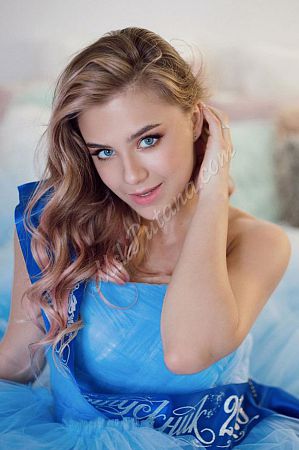 Лена, метро Новопеределкино Лена, метро Новопеределкино