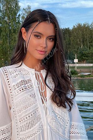 Лена, метро Полянка